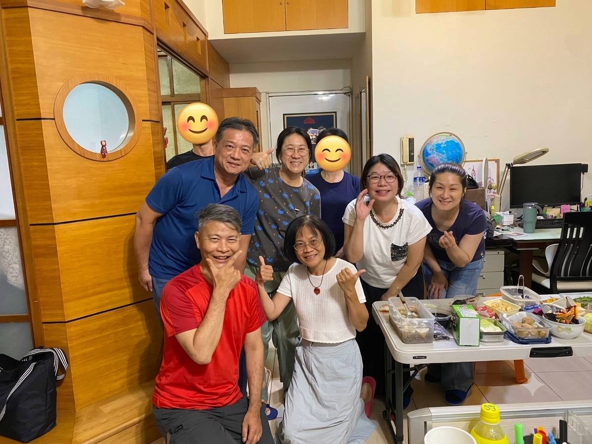 德松小組合照
